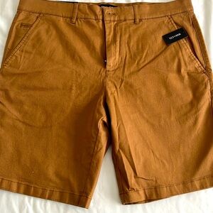 Khaki shorts RW & CO never worn